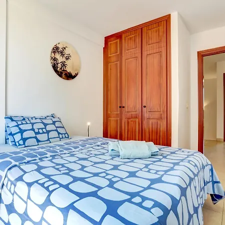 El Castillo - Near Golf & Beaches In South Tenerife